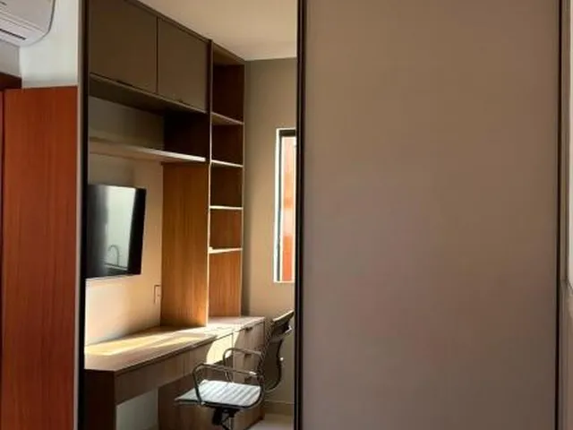Imagem 4: Apartamento terreo mobiliado medindo 82 m² com 2/4, vagas vender em Buraquinho Lauro de