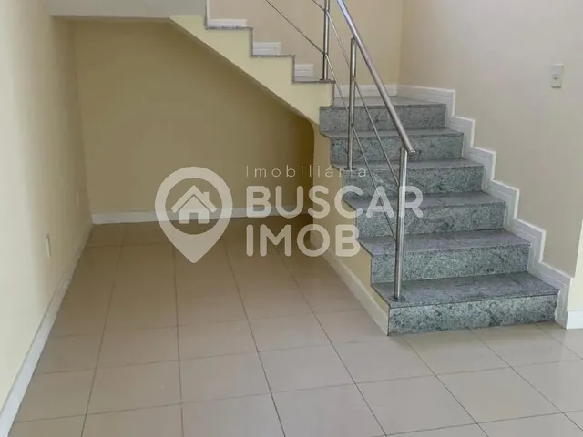 Imagem 15: CASA COM 4/4 NA PRISCILA DUTRA