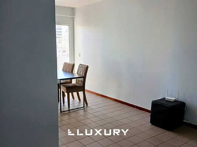 Imagem 6: Apartamento semimobiliado de 2 quartos no Condomínio Ilha de Capri