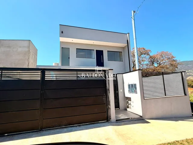 Imagem 2: CASA EM EXTREMA TERRÉA A VENDA EM CONDOMÍNIO COM AMPLO QUINTAL, 2 DORMITÓRIOS