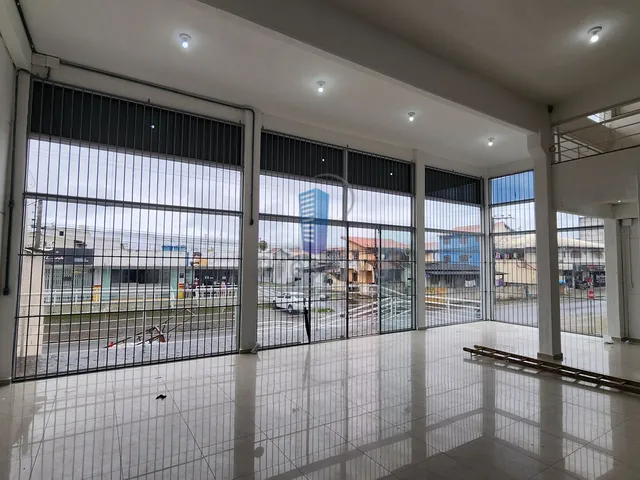 Imagem 2: Prédio Comercial com Dois Pavimentos e Depósito no Subsolo - Bairro Cordeiros