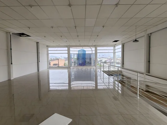 Imagem 4: Prédio Comercial com Dois Pavimentos e Depósito no Subsolo - Bairro Cordeiros