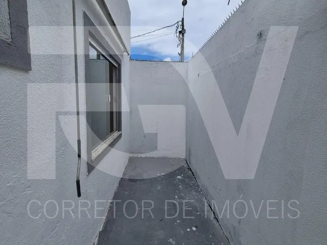 Imagem 4: Casa 2 quartos em Vila de Abrantes de condomínio com entrada independente a venda