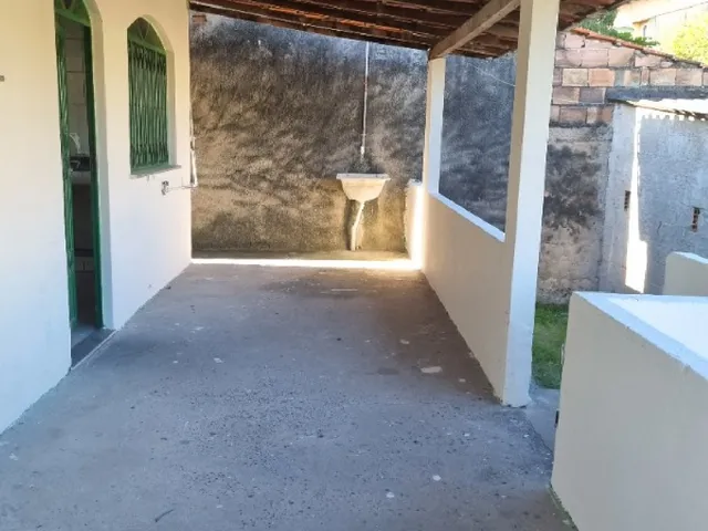 Imagem 7: DELGADO aluga CASA INDEPENDENTE com 3 QUARTOS e GARAGEM, no Centro - Itaboraí/RJ