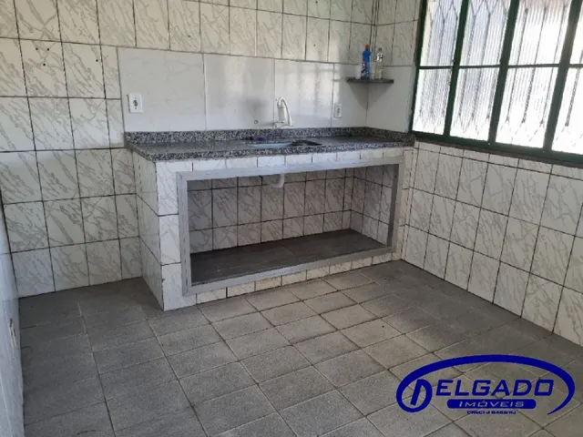 Imagem 6: DELGADO aluga CASA INDEPENDENTE com 3 QUARTOS e GARAGEM, no Centro - Itaboraí/RJ