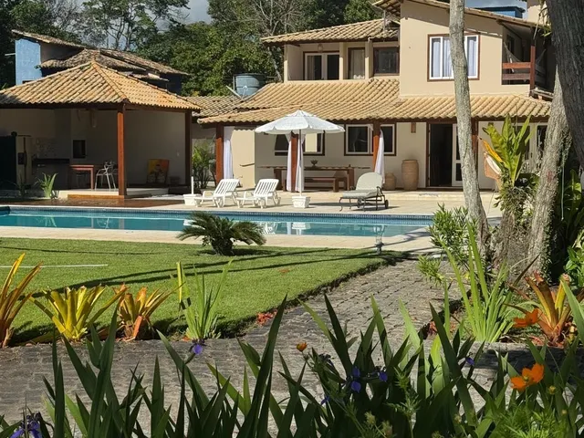 Imagem 7: Linda casa de alto padrão com amplo terreno pouco metros do mar