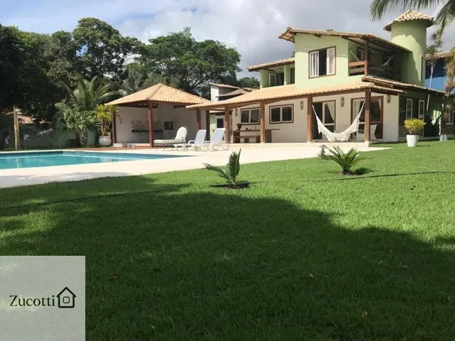 Imagem 9: Linda casa de alto padrão com amplo terreno pouco metros do mar