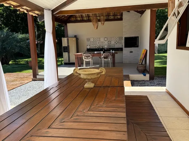 Imagem 15: Linda casa de alto padrão com amplo terreno pouco metros do mar
