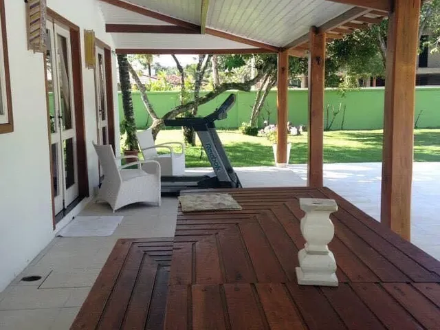 Imagem 13: Linda casa de alto padrão com amplo terreno pouco metros do mar