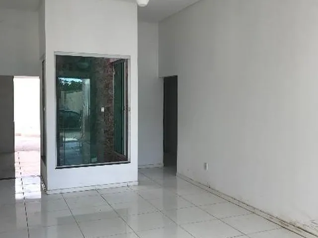 Imagem 2: CASA para Venda terrea excelente construção com boa divisão no cond.Vila BELLA bairro