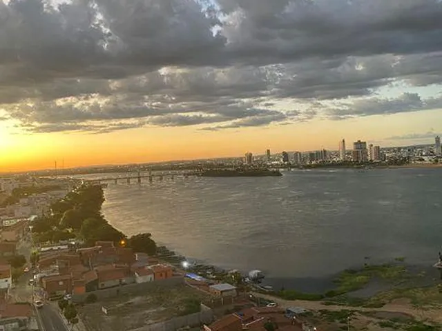 Imagem 2: Apartamento moderno c/3 quartos , seja " BON VIVANT " more num apê de VARANDA c