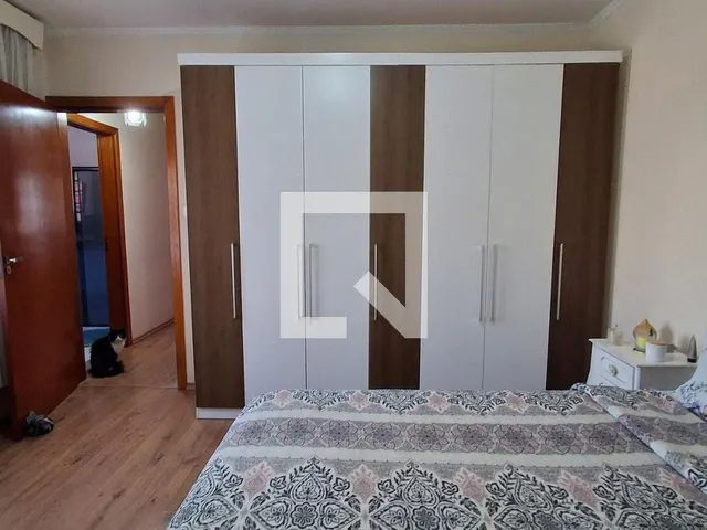 Imagem 3: Localizada no charmoso bairro Olímpico, esta espaçosa casa de 301 metros quadrados