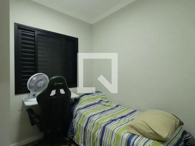 Imagem 15: Este espaçoso apartamento de 90 metros quadrados é a escolha perfeita para quem busca