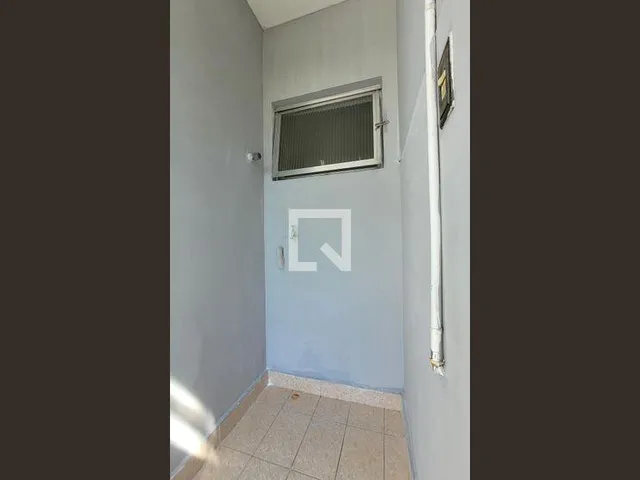 Imagem 11: Localizado na cidade de Santo André, no charmoso bairro Jardim, este apartamento oferece
