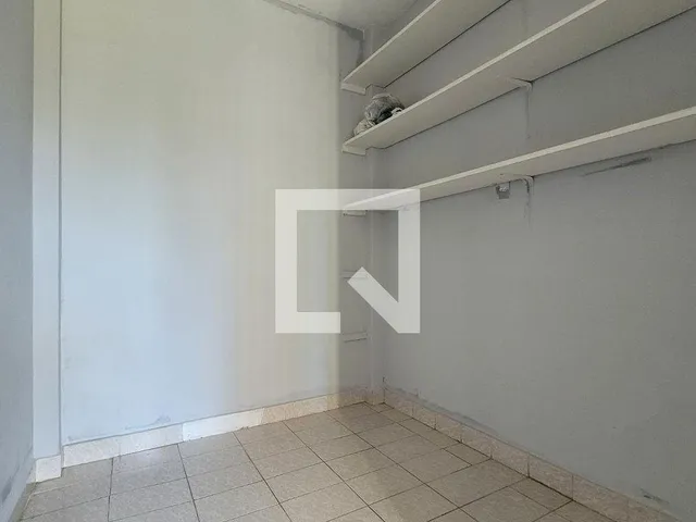 Imagem 5: Localizado na cidade de Santo André, no charmoso bairro Jardim, este apartamento oferece
