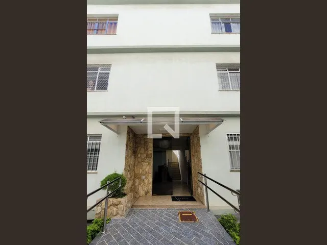 Imagem 13: Localizado na cidade de Santo André, no charmoso bairro Jardim, este apartamento oferece
