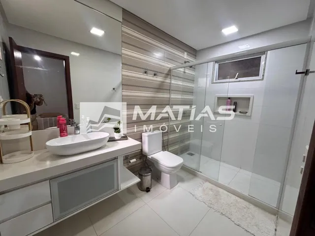 Imagem 2: Casa para locação de luxo em Guarapari-ES, bairro Itapebussu: 3 quartos, 3 suítes, 2