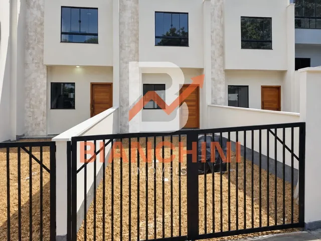 Imagem: CASA RESIDENCIAL em BRUSQUE - SC, ÁGUAS