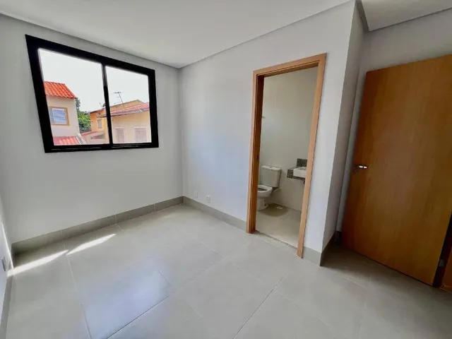 Imagem 6: Casa Sobrado Venda, Vendo 3 Suítes, Condomínio House Garden Setor Jaó, Goiânia