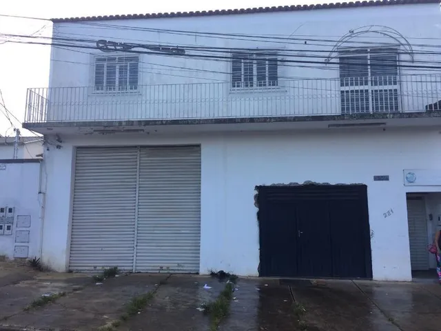 Imagem: Vendo Galpão Comercial com 2 Apartamentos