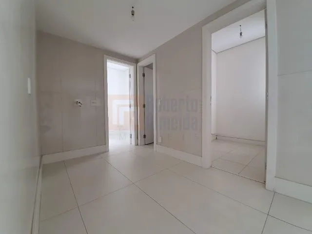 Imagem 6: Excelente Apartamento à Venda Península na Barra da Tijuca Condomínio Fontvieille de