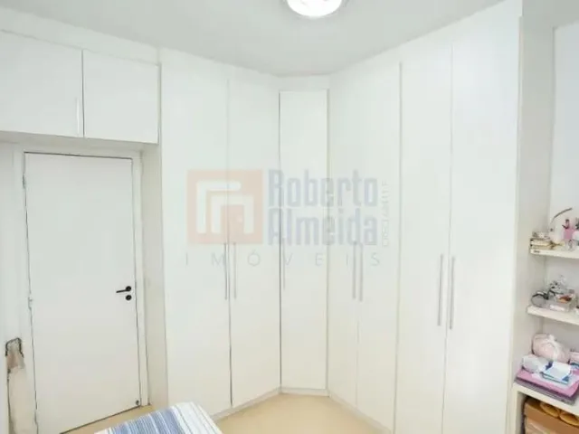 Imagem 12: Apartamento à Venda no Condomínio Barra Bali de 70m² com 2 Quartos com Armários Sendo