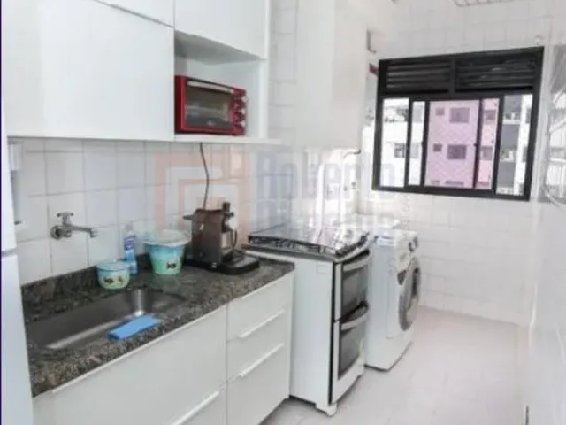 Imagem 8: Apartamento à Venda no Condomínio Barra Bali de 70m² com 2 Quartos com Armários Sendo