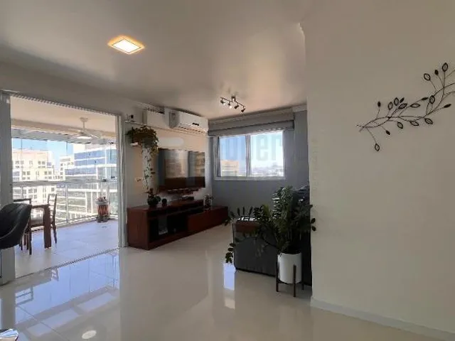 Imagem 7: Apartamento à Venda Centro Metropolitano Barra da Tijuca Reformado e Decorado de 102m²