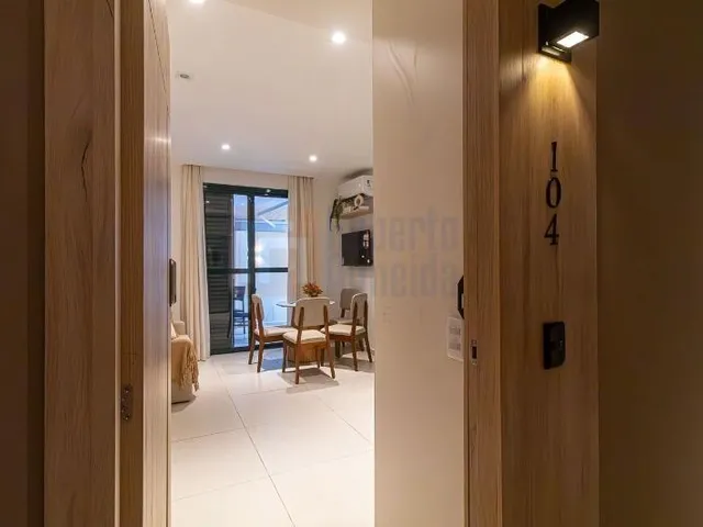 Imagem 3: Apartamento Garden à Venda Reformado e Decorado em Copacabana de 58m² com 1 Quarto Sala