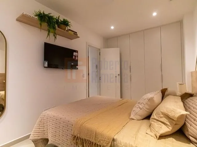 Imagem 12: Apartamento Garden à Venda Reformado e Decorado em Copacabana de 58m² com 1 Quarto Sala