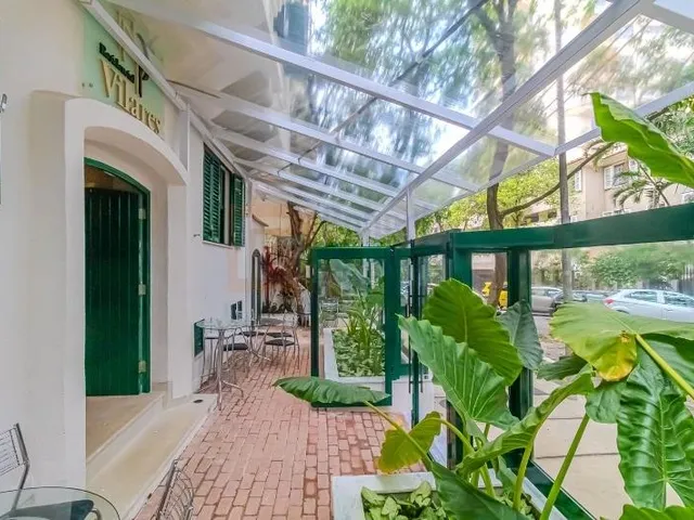 Imagem 14: Apartamento Garden à Venda Reformado e Decorado em Copacabana de 58m² com 1 Quarto Sala