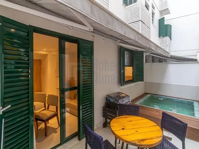 Imagem 16: Apartamento Garden à Venda Reformado e Decorado em Copacabana de 58m² com 1 Quarto Sala