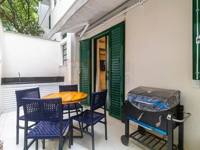 Imagem 2: Apartamento Garden à Venda Reformado e Decorado em Copacabana de 58m² com 1 Quarto Sala