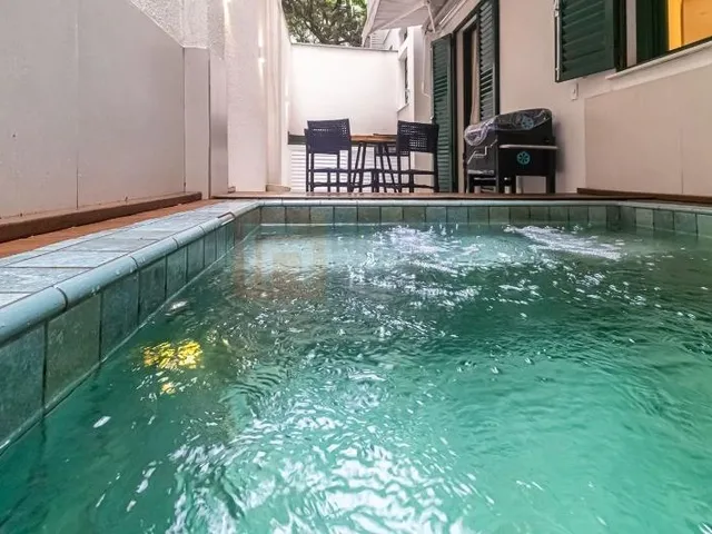 Imagem 11: Apartamento Garden à Venda Reformado e Decorado em Copacabana de 58m² com 1 Quarto Sala