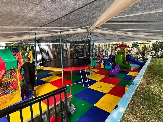Imagem 10: Apartamento à Venda no Condomínio Barra Bali de 70m² com 2 Quartos Sendo 1 Suíte com