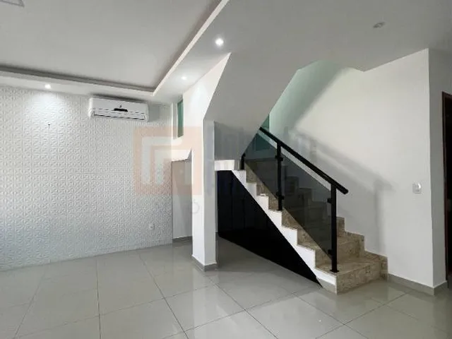 Imagem 10: Excelente Casa Triplex à Venda em Vargem Pequena com 220m² e Terreno 180m² com 3