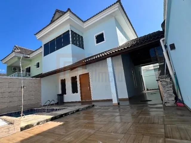 Imagem 2: Excelente Casa Triplex à Venda em Vargem Pequena com 220m² e Terreno 180m² com 3
