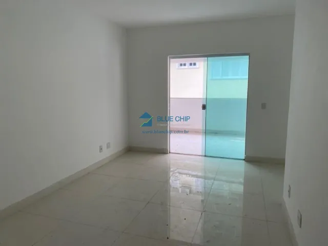 Imagem 10: Casa à Venda no Condomínio Santa Helena - Barra da Tijuca, com 1200m² , 05 Quartos por