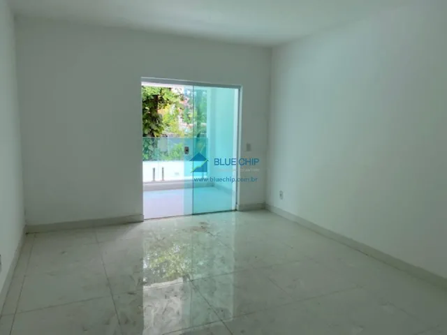 Imagem 9: Casa à Venda no Condomínio Santa Helena - Barra da Tijuca, com 1200m² , 05 Quartos por
