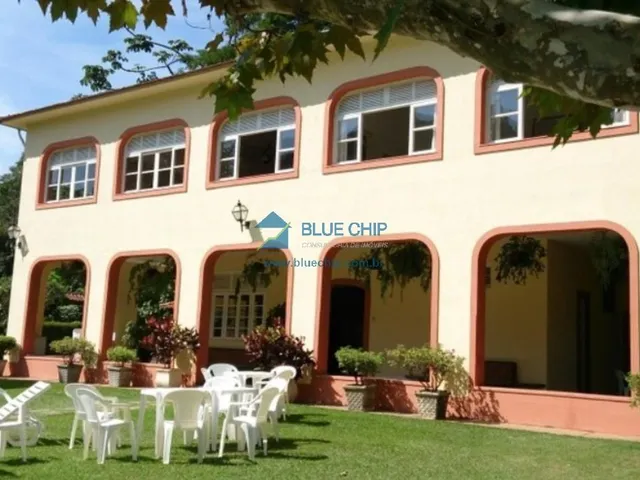 Imagem 4: Casa à Venda no Condomínio Anápolis Country Clube - Petrópolis com 750 m² de