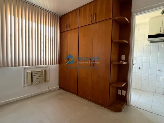 Imagem 2: Apartamento à venda no Condomínio Mundo Novo - Barra da Tijuca, com 84m² e 02 quartos