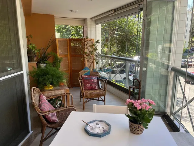 Imagem 4: Apartamento à Venda no Condomínio Bourbon - Barra da Tijuca, com 3 Quartos por