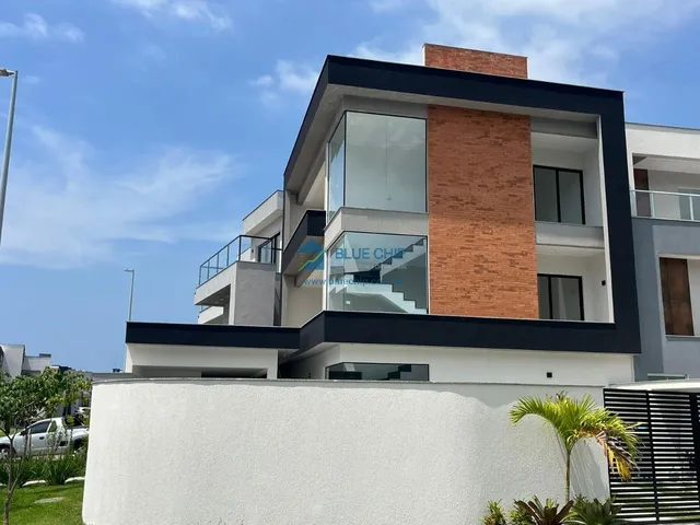 Imagem 2: Casa à Venda no Condomínio Dream Garden II - Vargem Pequena com 240m² por