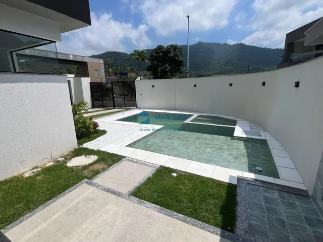 Imagem 16: Casa à Venda no Condomínio Dream Garden II - Vargem Pequena com 240m² por