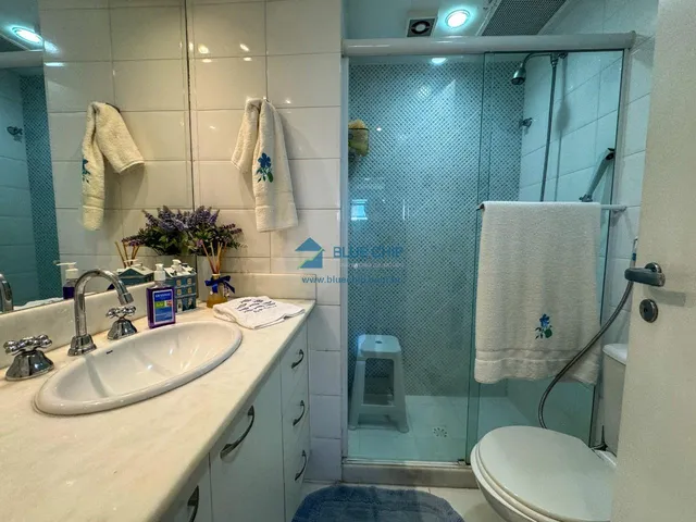 Imagem 3: Apartamento à Venda no Condomínio Barra Deck Oeste - Barra da Tijuca, com 165m², 4