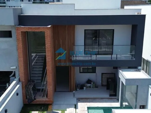 Imagem 3: Casa à Venda no Condomínio Residencial Tangarás Recreio - Vargem Pequena, com 4