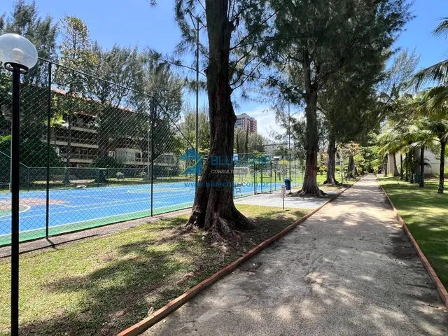 Imagem 3: Apartamento à Venda no Condomínio Jardim Europa - Barra da Tijuca, com 3 Quartos por