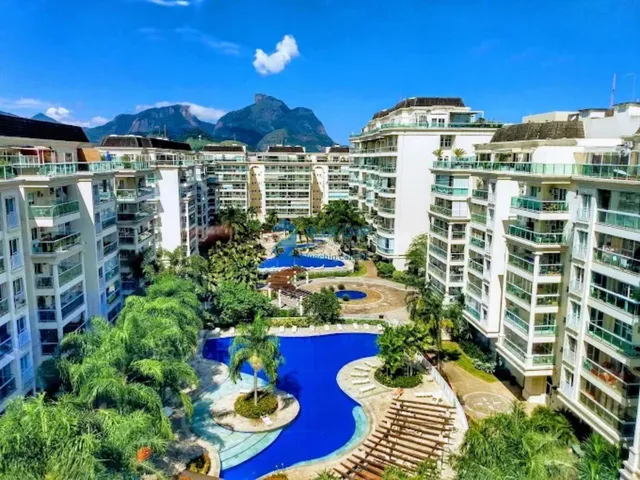 Imagem 13: Apartamento à Venda no Condomínio Le Parc - Barra da Tijuca, com 3 Quartos por