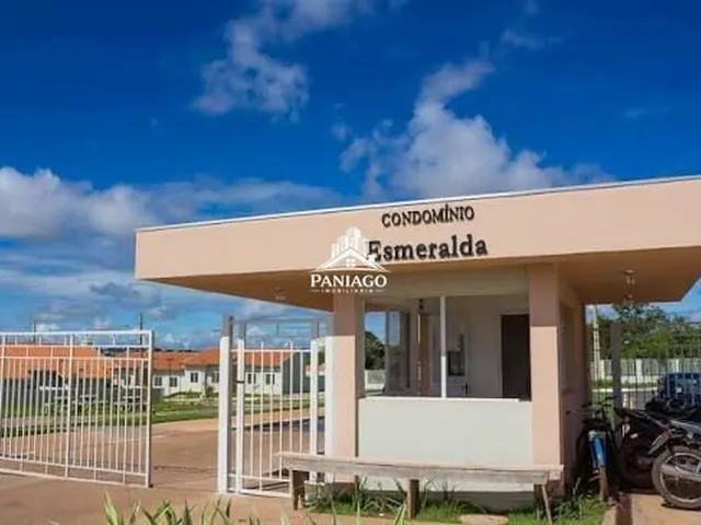 Imagem 6: Casa Reformada com 4 Quartos à Venda no Condomínio Esmeralda