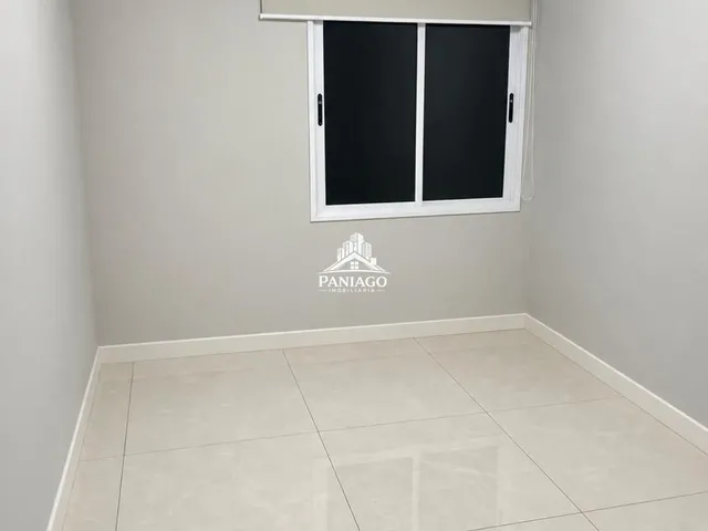Imagem 4: Casa Reformada com 4 Quartos à Venda no Condomínio Esmeralda